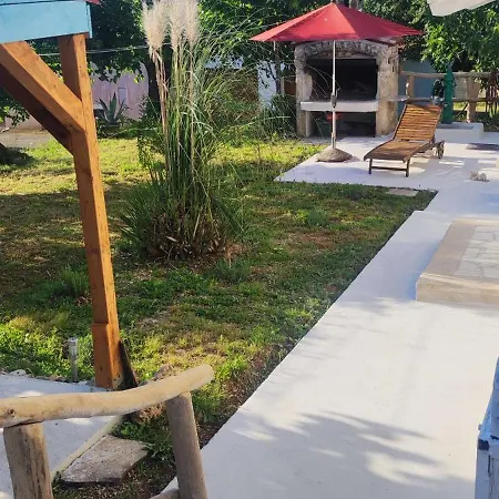 Sara & Dario Brtonigla